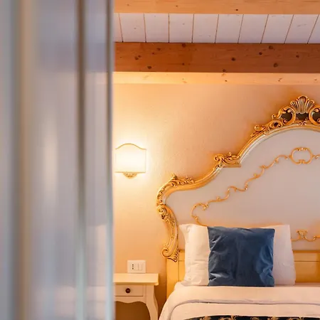 Flove' Penzion Benátky