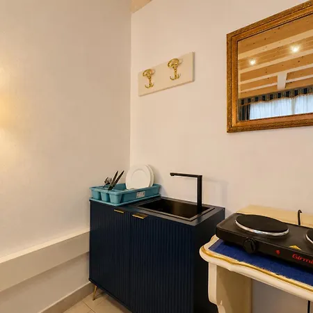 Flove' Pensjonat 3*